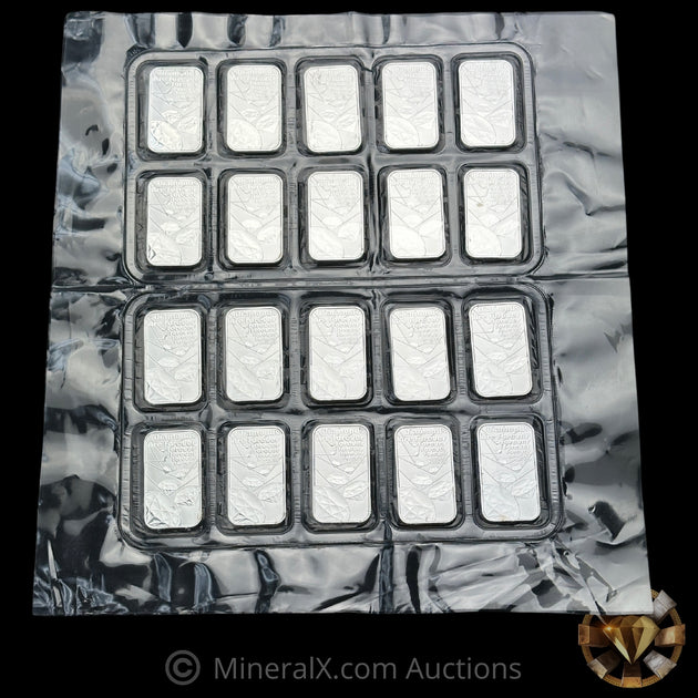 x100 1oz (100oz Total) The Royal Mint 007 Diamonds Are Forever Silver ...